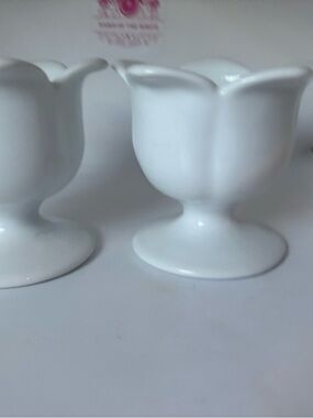 Xcell White Porcelain Lotus Flower Dessert /Fruit Cup/Bowl. Set Of Two.